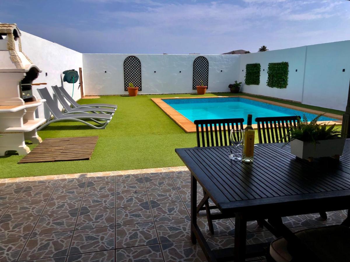Villa Miriam Tinajo Exterior photo