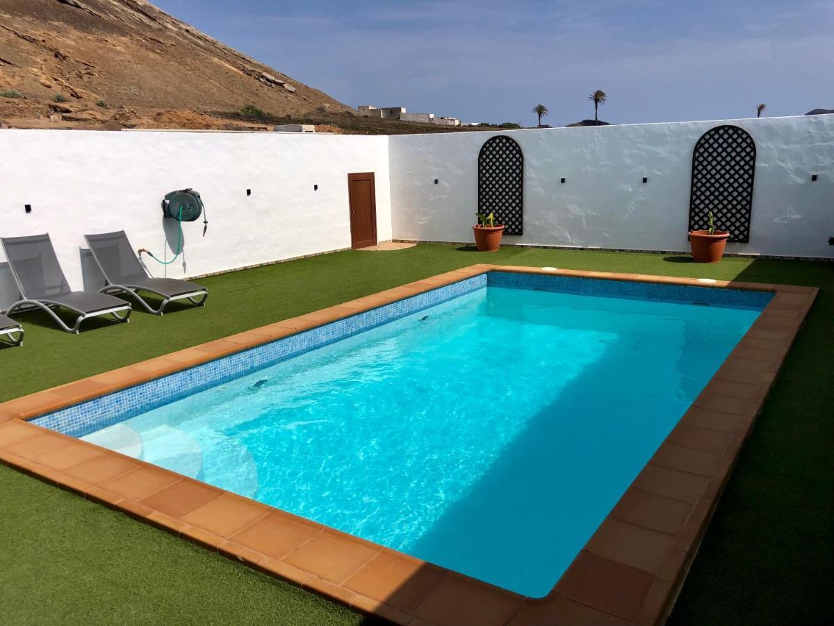 Villa Miriam Tinajo Exterior photo